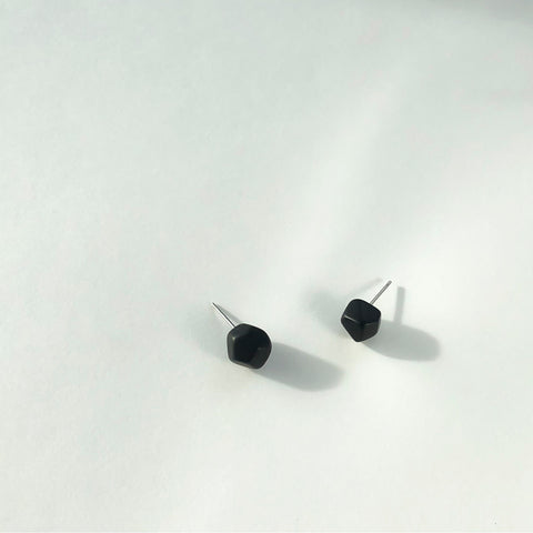 Rock Tagua Earrings Black