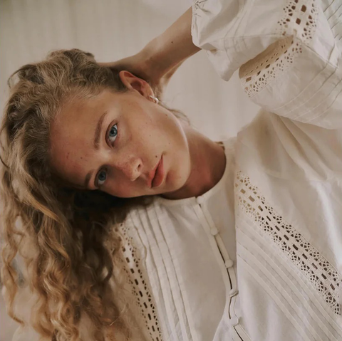 Annemi-lily shirt White-Norway Designs