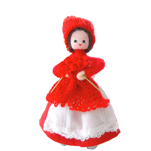 Anne Beate Design_Kone Med Strikketøy_Norway Designs