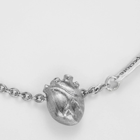 Bjørg Jewellery-Anatomic Heart Armbånd Oksidert Sølv-Norway Designs