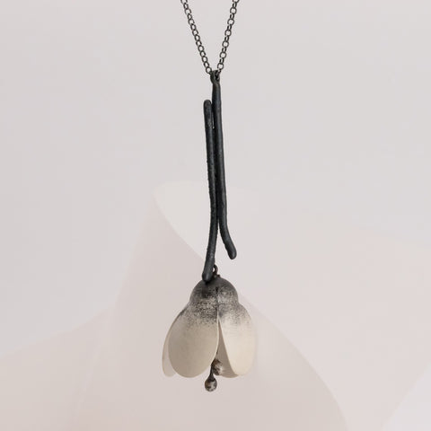 Deco Echo - Snowdrop Halssmykke Sølv / Oksidert - Norway Designs