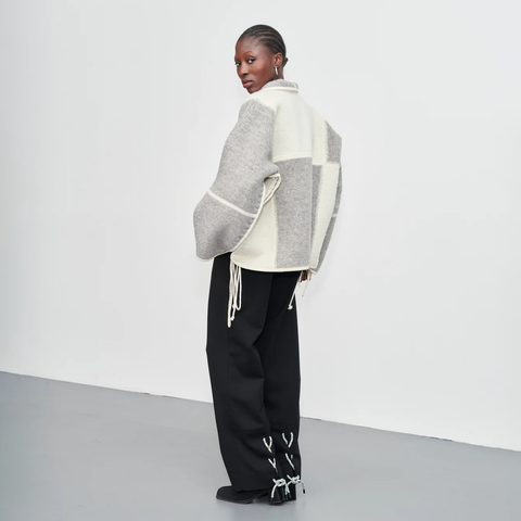 Pledd Jacket Greyscale fra ESP Oslo