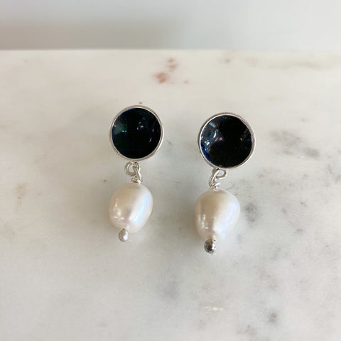 Embla-Boble Ørepynt m/Perle Sort-Norway Designs