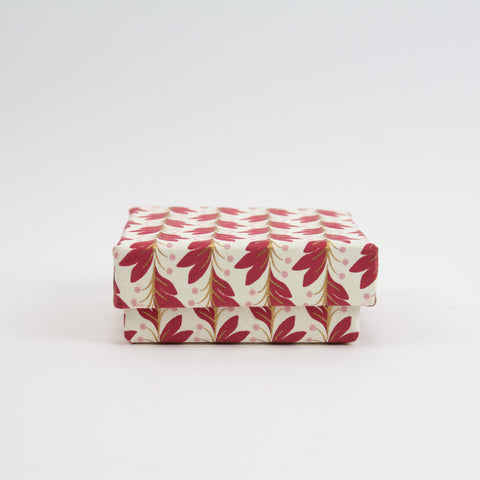 Bugalow-Gaveeske Kvadrat Lav Naya Hvit/Rod Small -Norway Designs