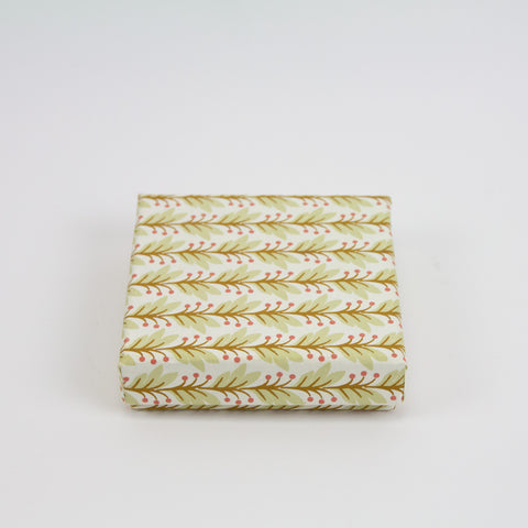 Bungalow-Gaveeske Kvadrat Lav Naya Moss -Norway Designs