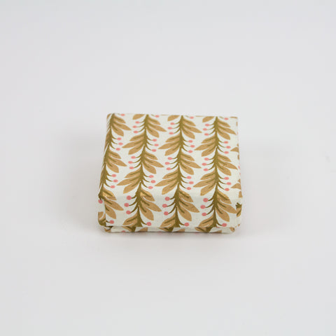 Bungalow-Gaveeske Kvadrat Lav Naya Moss small-Norway Designs