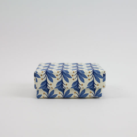 Bungalow-Gaveeske Kvadrat Lav Naya lysbla Small-Norway Designs