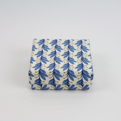 Bungalow-Gaveeske Kvadrat Lav Naya lysbla Small-Norway Designs