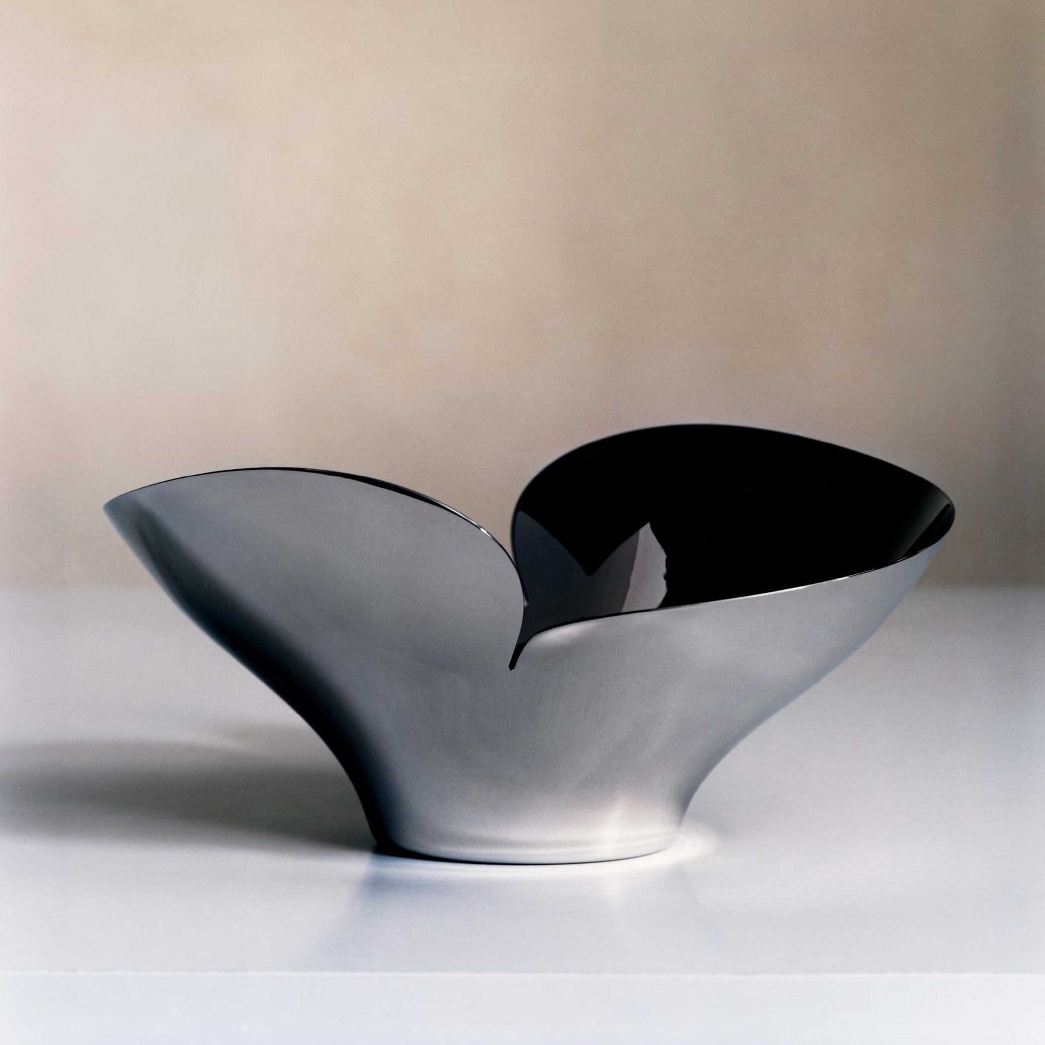 Bloom Botanica Bowl Large – Norway Designs