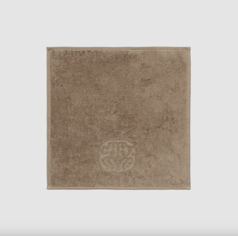 Georg Jensen damask - Terry Klut Walnut - Norway Designs