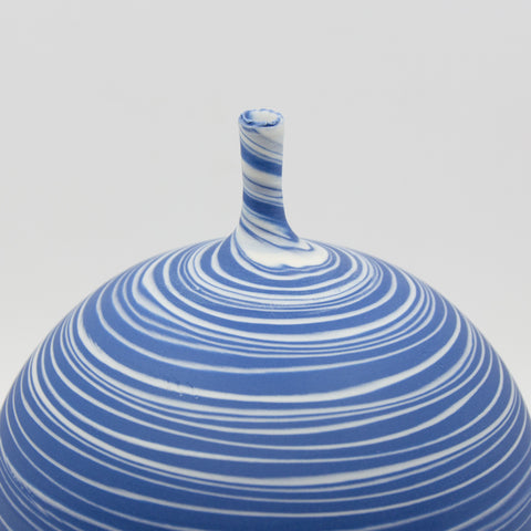 Henrik Rasmussen - Vase m/Hals Porselen Liten  Blå/Hvit - Norway Designs