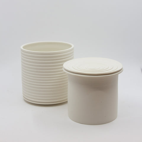 Henrik Rasmussen-Smørklokke Porselen Riller Hvit-Norway Designs