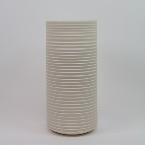 Henrik Rasmussen-Vase Sylinder Porselen Riller-Norway Designs