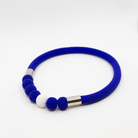 IMPECALB-Heklet Halssmykke m/Glassperler Blå- Norway Designs