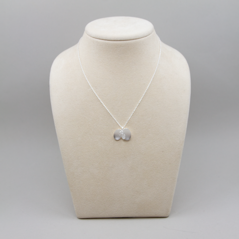 Kaja Gjedebo-Lilypond Anheng m/Kjede Liten Sølv-Norway Designs