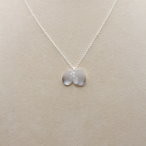 Kaja Gjedebo-Lilypond Anheng m/Kjede Liten Sølv-Norway Designs