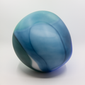 Glassten Blå Stor fra Kari Mølstad, glasskunst