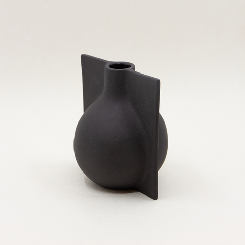 Karin Amdal-Vase Firkant Liten Stengods Sort-Norway Designs