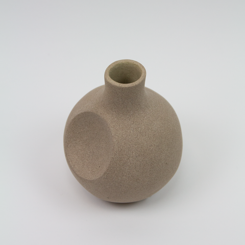 Karin Amdal-Vase Dimpel Liten Toffee-Norway Designs