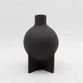 Karin Amdal-Vase Kryss Medium Stengods Sort-Norway Designs