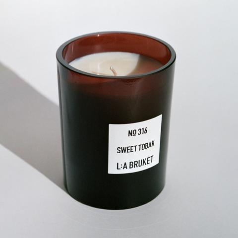 LA-Bruket-Duftlys No 316 Sweet Tobak 260g-Norway Designs