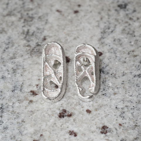 Lena W Herfindal - Macleya Ørepynt - Norway Designs