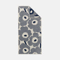 Marimekko Unikko badehåndkle off-white blueberry 70 x 150 cm