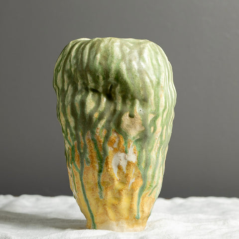 Marthine Spinnangr - Knopp Vase Steingods - Norway Designs