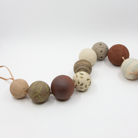 Mette Strøm-Veggsmykke Keramikk 5-Norway Designs