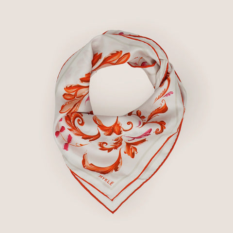 Myklé Heritage Eplerose Silkeskjerf 66x66cm