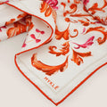 Myklé Heritage Eplerose Silkeskjerf 66x66cm