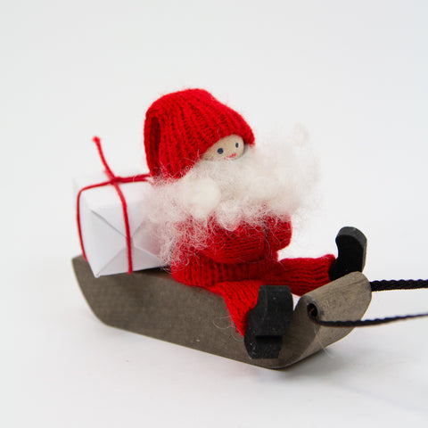 Spegels-Nisse med rein og slede-Norway Designs