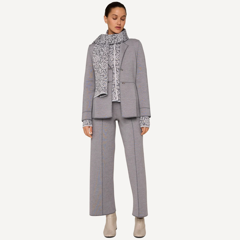 Oleana-Signe Skjerf Grå-Norway Designs