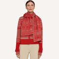 Tapestry skjerf fra Oleana i merinoull og silke, Soft Vermillion