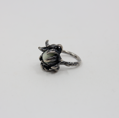 P-S Jewellery-Chrysanthemum Ring Jade-Norway Designs