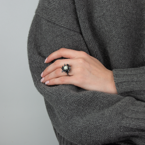 P-S Jewellery-Chrysanthemum Ring Jade-Norway Designs