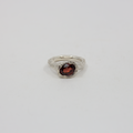 P-S Jewellery-Flow Ring Granat/Sølv-Norway Designs