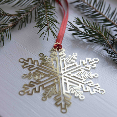 Pluto-Julepynt Snøfnugg 7,5cm Gull- Norway Designs