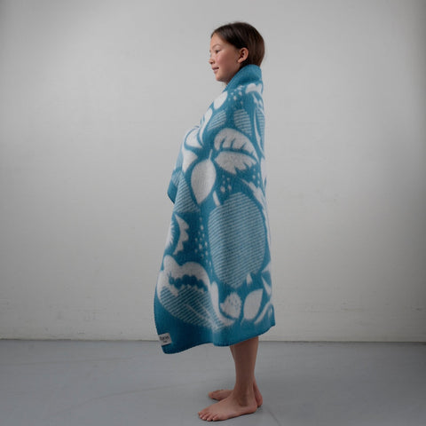 Røros Tweed Skogbunn Halvpledd Blå/Hvit - Norway Designs 