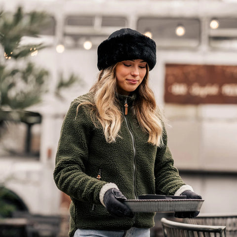 Harka Saueskinnslue Sort fra Shepherd of Sweden
