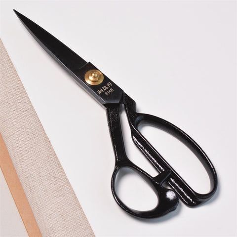 Skreddersaks Sort 21cm fra Stefan Papir
