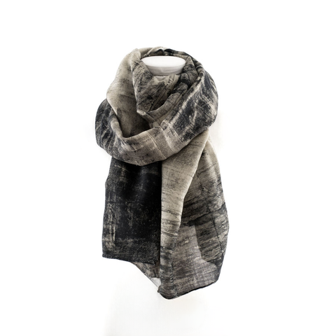 Over The Seven Seas Dark Skjerf Ull/Silke fra Therese Enger