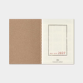 Passport Diary 2027 Uke Refill fra Traveler's Company