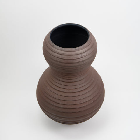 Henrik Rasmussen-Vase Stengods Riller Rødbrun H25-Norway Designs