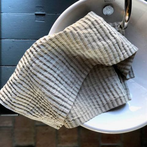 Växbo Lin Lilla Storm Håndhåndkle 35x50cm Hvit/Gylden - Norway Designs