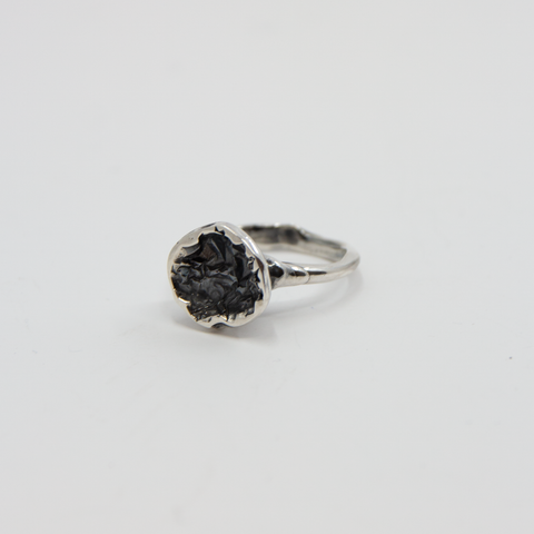 Dry Leaf Ring fra Vido Jewels