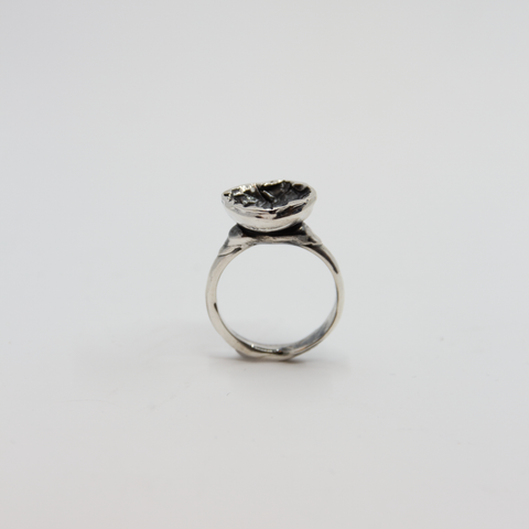 Dry Leaf Ring fra Vido Jewels