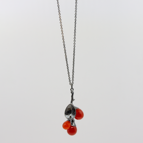 Freesia Anheng Oksidert Sølv/Karneol fra Vido Jewels