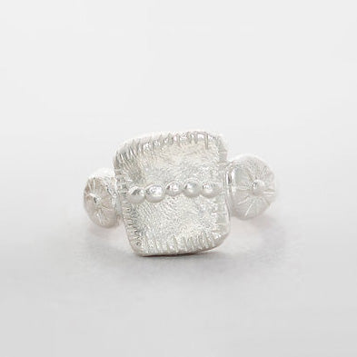 Ying Chu-Seeds Ring Square Sølv-Norway Designs