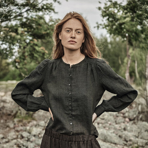 Nygårdsanna - Raw Collar Blouse Green - Norway Designs